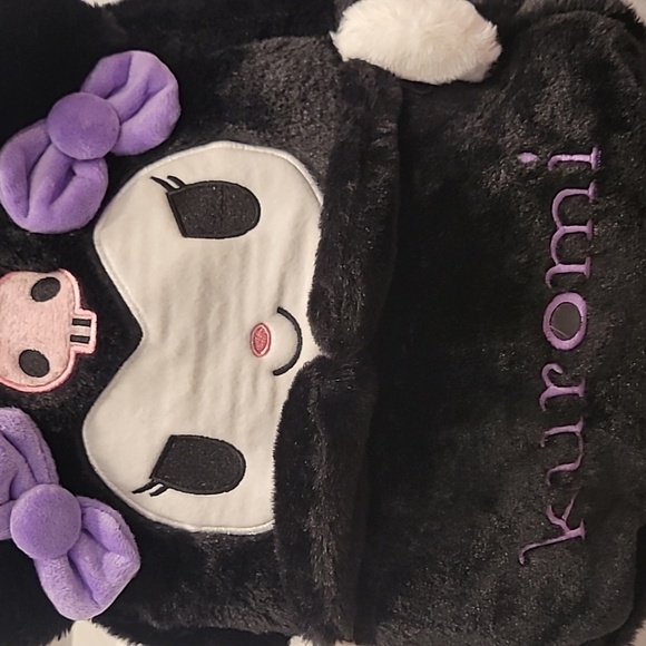 Kuromi fuzzy backpack NIP - Picture 4 of 11